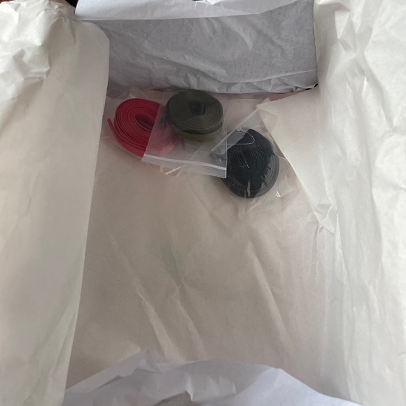 Air Jordan 1 low Travis Scott olive - Picture 2 of 7